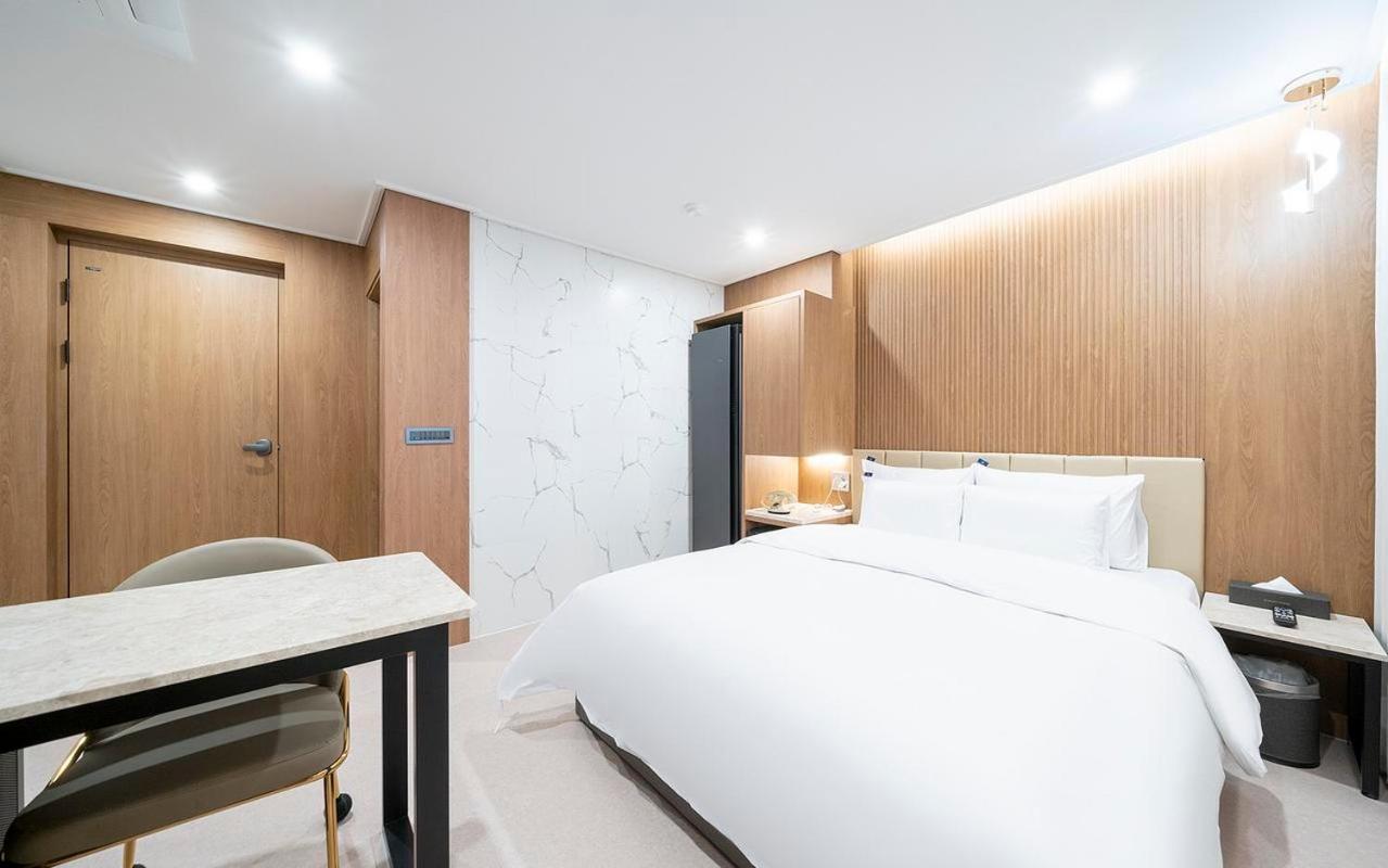 צאונגג'ו Rosy Hotel מראה חיצוני תמונה